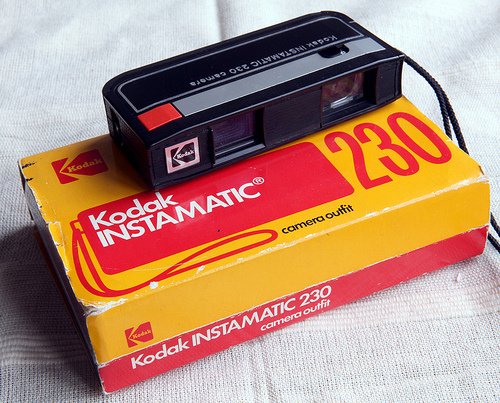 Photo of a Kodak Instamatic 230 camera